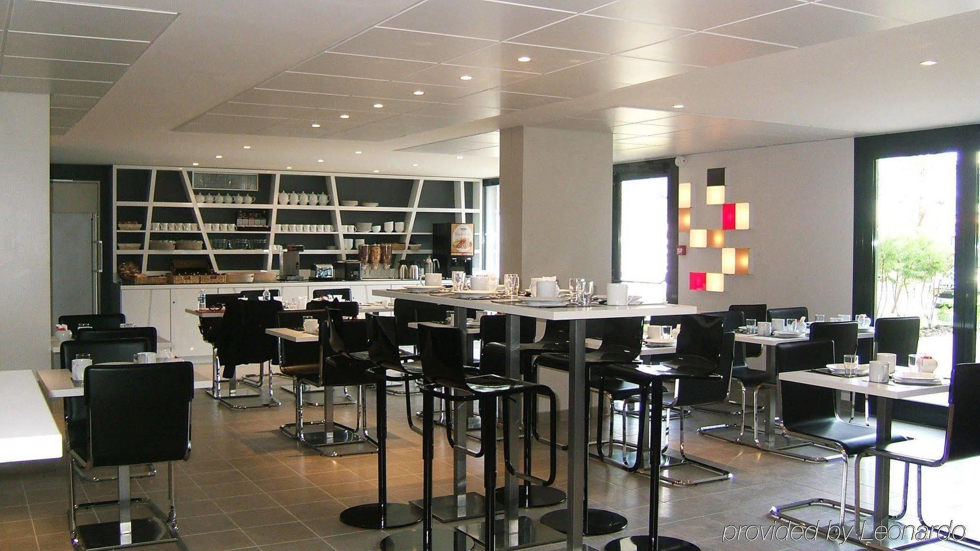 Residhome Carrieres La Defense Restauracja zdjęcie